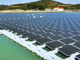 Комбинация фотоэлектрических и гидроэлектростанций